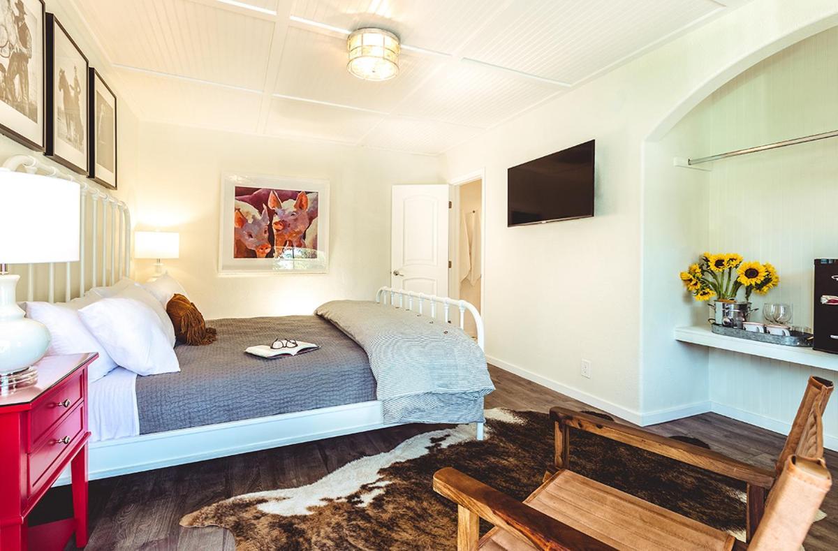 Stables Inn Paso Robles Bagian luar foto